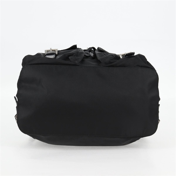 PRADA トライアングル バックパック BZ2811 ブラック シルバー テスートの画像5