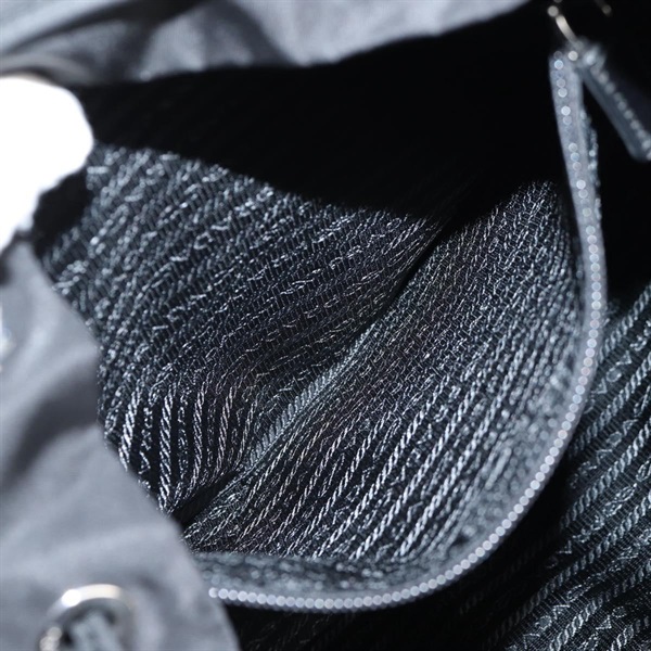 PRADA トライアングル バックパック BZ2811 ブラック シルバー テスートの画像6