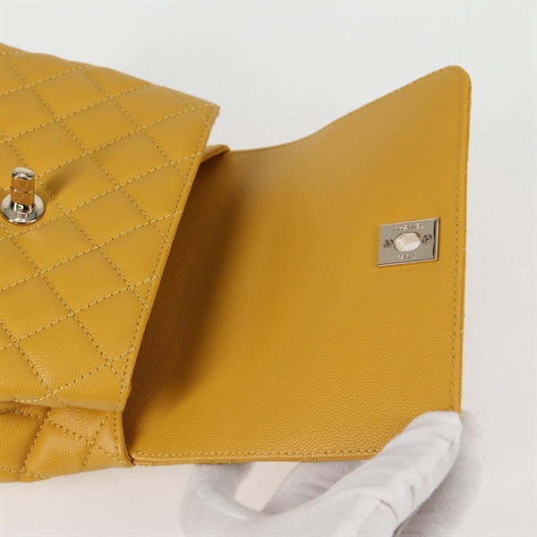 CHANEL ココハンドル XXS 2021年 ハンドバッグ イエロー ゴールド キャビアスキンの画像15