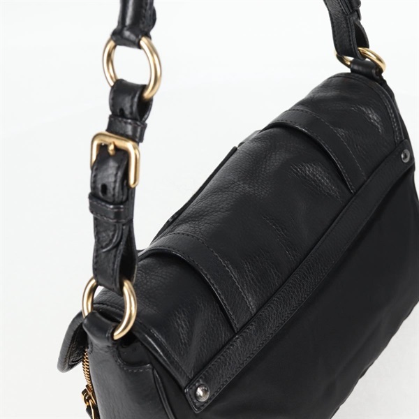 PRADA ロゴ ショルダーバッグ ブラック ゴールド レザーの画像5