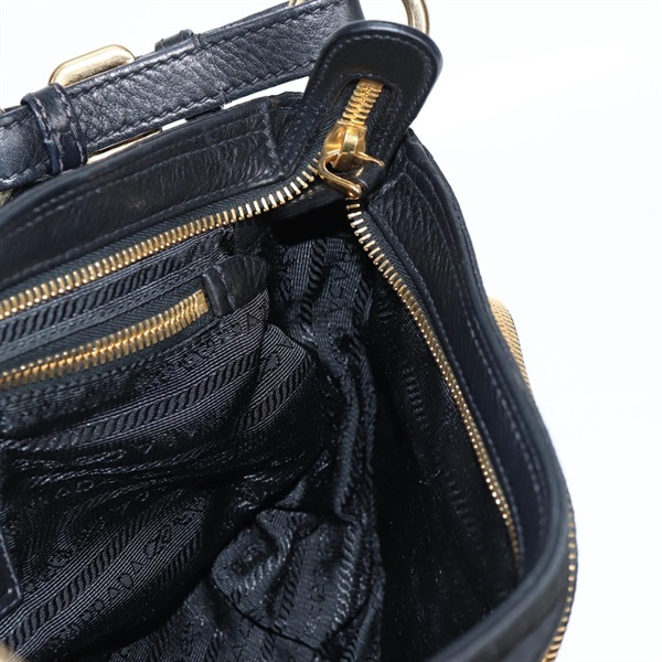 PRADA ロゴ ショルダーバッグ ブラック ゴールド レザーの画像17