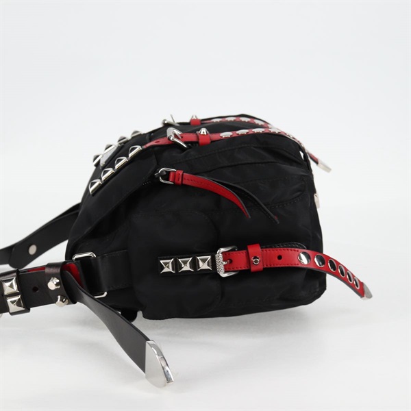 PRADA トライアングル ショルダーバッグ ブラック レッド テスートの画像3