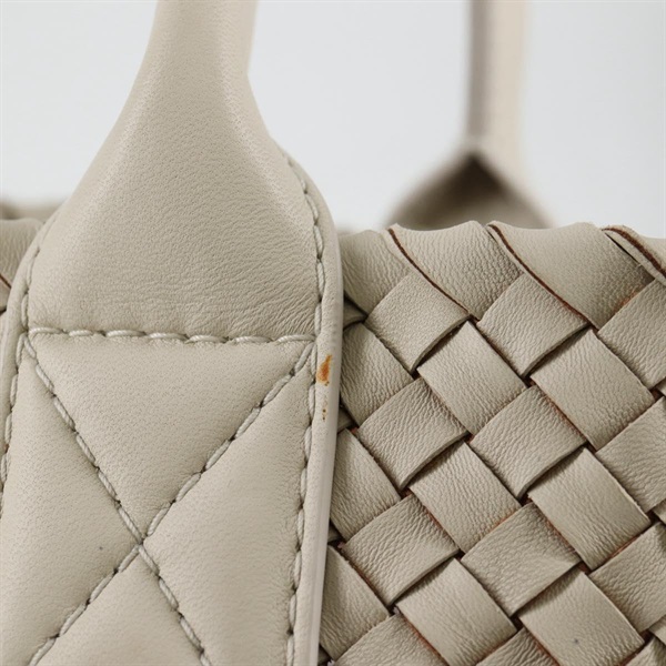 BOTTEGA VENETA イントレチャート カバPM トートバッグ ブラック レザーの画像2