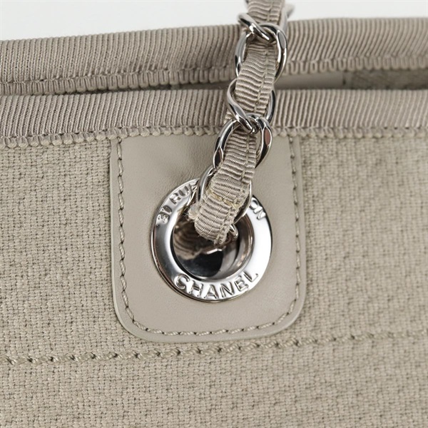CHANEL ドーヴィル トートバッグ ベージュ シルバー キャンバスの画像8