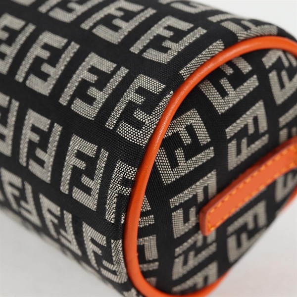 FENDI ズッカー ショルダーバッグ ブラック オレンジ シルバー キャンバスの画像6
