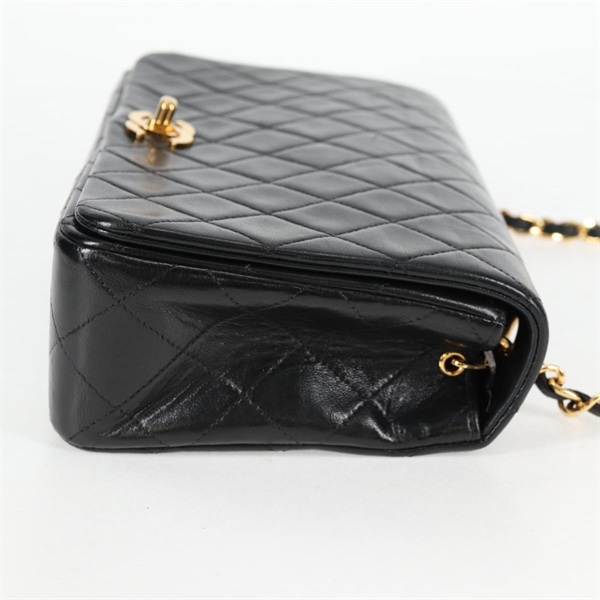 CHANEL マトラッセ シングルフラップシングルチェーン 1990年 ショルダーバッグ ブラック ゴールド ラムスキンの画像4