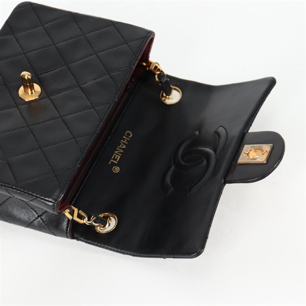 CHANEL ミニ マトラッセ 18 ショルダーバッグ ブラック ゴールド ラムスキンの画像9