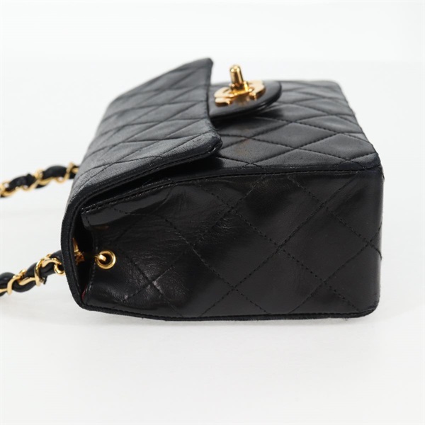 CHANEL ミニ マトラッセ シングルフラップシングルチェーン 18 ショルダーバッグ ブラック ゴールド ラムスキンの画像3