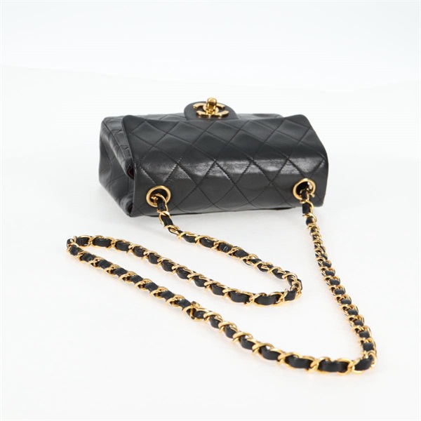 CHANEL ミニ マトラッセ シングルフラップシングルチェーン 18 ショルダーバッグ ブラック ゴールド ラムスキンの画像5
