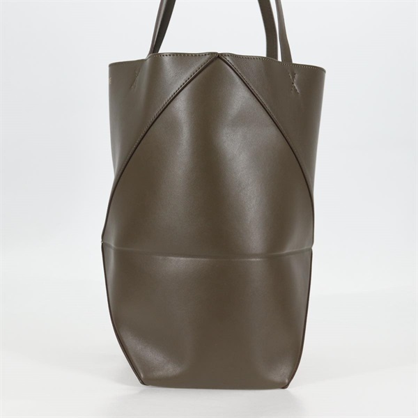 LOEWE パズル フォルド ミディアム トートバッグ カーキ シャイニーカーフの画像2