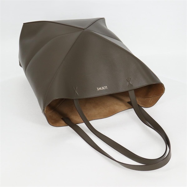 LOEWE パズル フォルド ミディアム トートバッグ カーキ シャイニーカーフの画像4