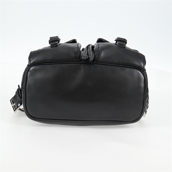 PRADA トライアングル バックパック ブラック シルバー ナッパレザーの画像6